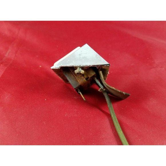 AMERICAN MOTORS RANGE and OTHERS 120VAC RECEPTACLE MODEL RF?8331 Vintage - Picture 3 of 4